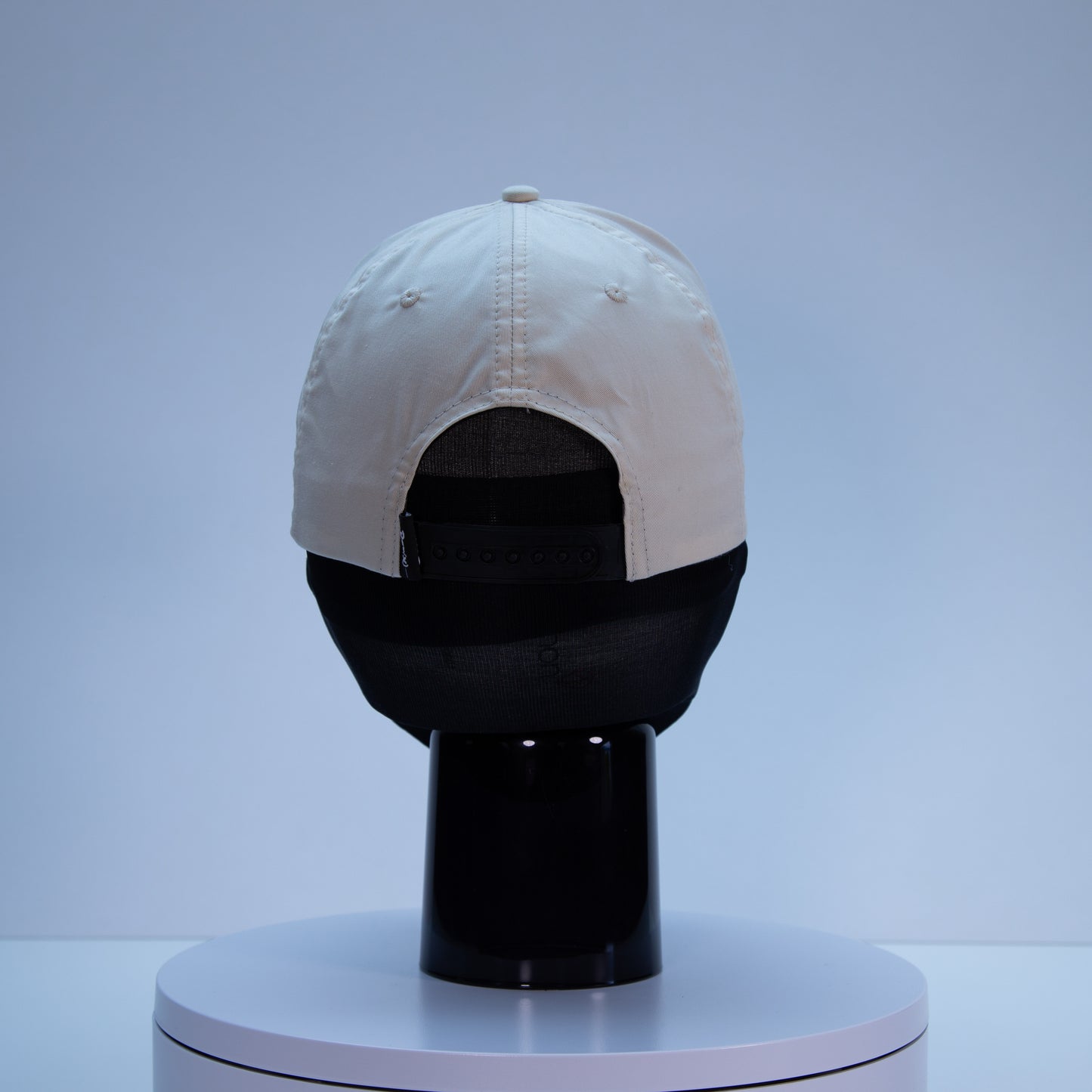 The Jesper with Wave Embroidery