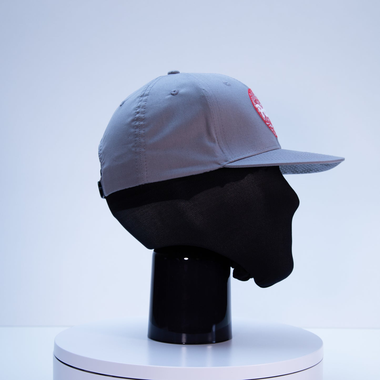 The Jesper with Wave Embroidery